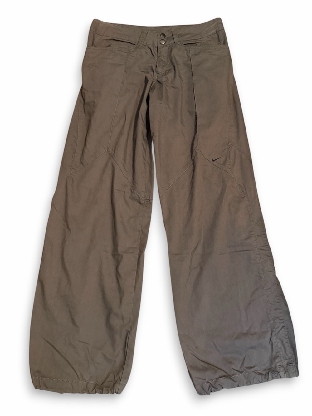 Vintage Nike Women’s Cargo Parachute Utility Skater Pants Gray